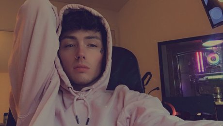 Foto di nudo di fuga di OnlyFans di Brandon Dean