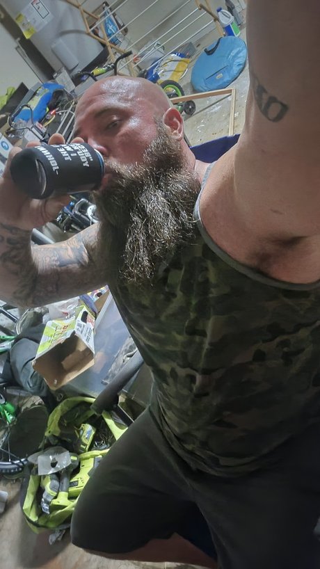 Foto di nudo di fuga di OnlyFans di Miguel
