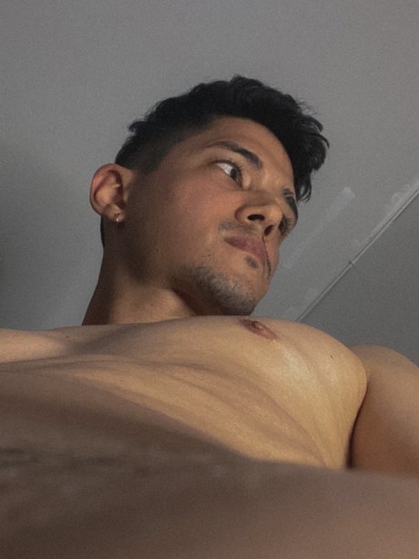 Foto di nudo di fuga di OnlyFans di Miguel Angel