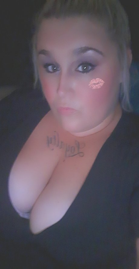 Foto di nudo di fuga di OnlyFans di Super Soaker