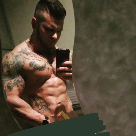 Foto di nudo di fuga di OnlyFans di Jay