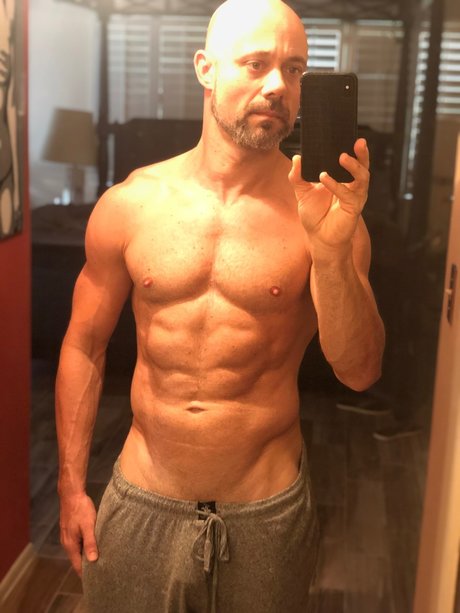 Foto di nudo di fuga di OnlyFans di Michael D Foxxx