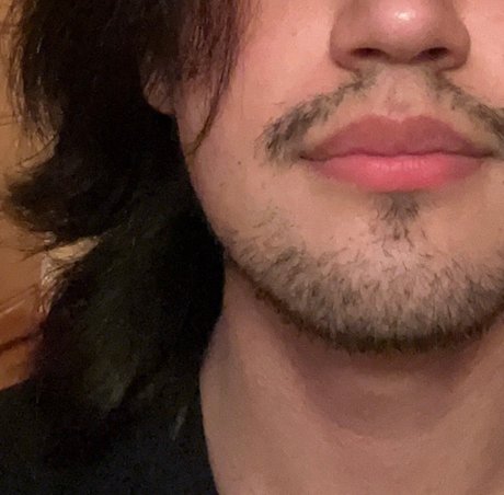 Foto di nudo di fuga di OnlyFans di Astro