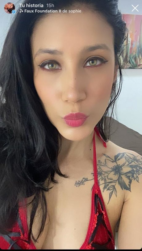 Foto di nudo di fuga di OnlyFans di Caroljoneshot