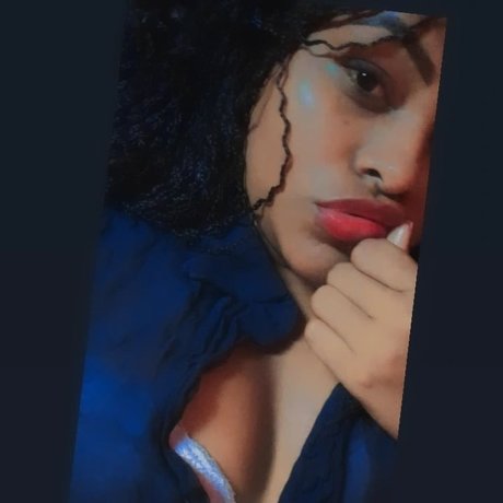Foto di nudo di fuga di OnlyFans di Caroline Ribeiro