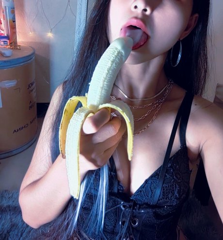 Foto di nudo di fuga di OnlyFans di Minnie
