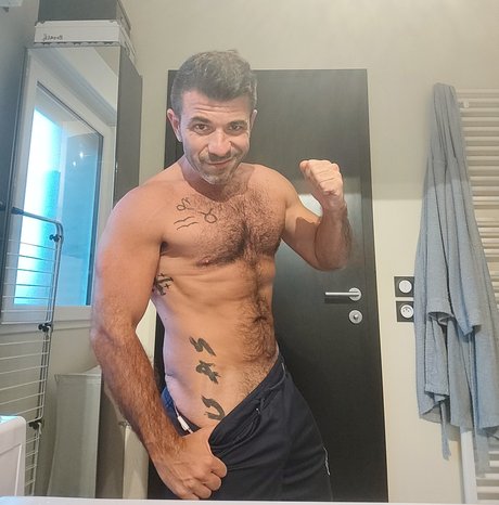 Foto di nudo di fuga di OnlyFans di Minipousse86