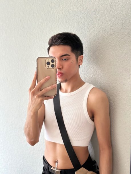 Foto di nudo di fuga di OnlyFans di Adolfo Morales Barcenas