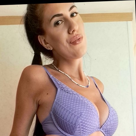 Foto di nudo di fuga di OnlyFans di Milly Lilly