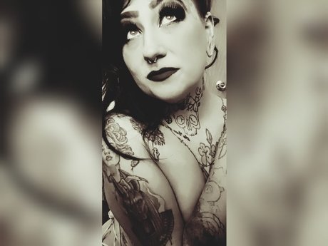 Foto di nudo di fuga di OnlyFans di Lostvegas 