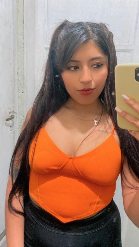Foto di nudo di fuga di OnlyFans di Zorrahot
