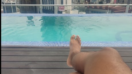 Foto di nudo di fuga di OnlyFans di Andrs