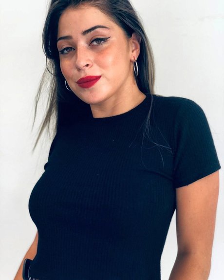 Foto di nudo di fuga di OnlyFans di Carla