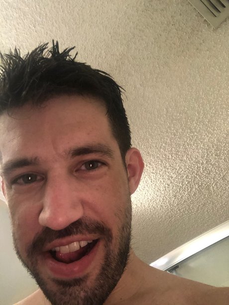 Foto di nudo di fuga di OnlyFans di Andy Slate