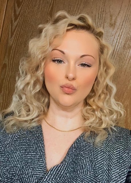 Foto di nudo di fuga di OnlyFans di Miley World