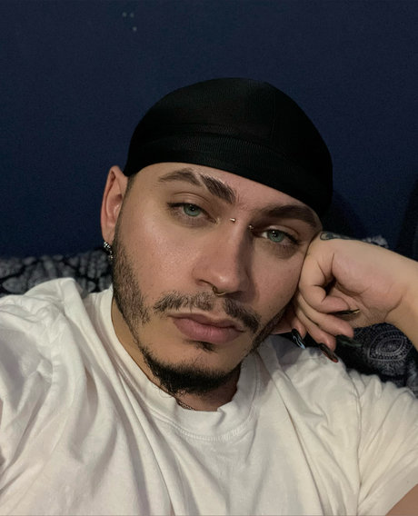 Foto di nudo di fuga di OnlyFans di Miles  Short King 