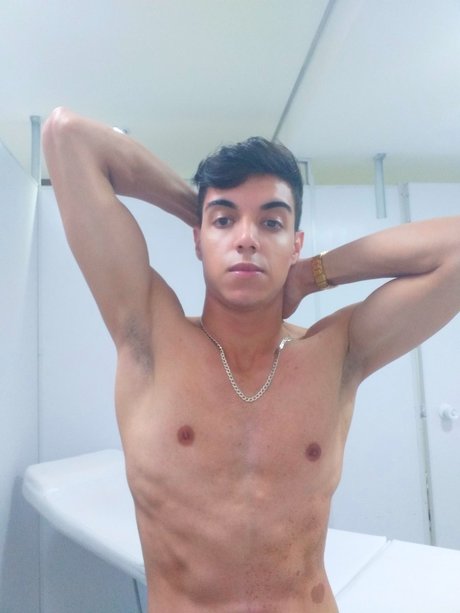 Foto di nudo di fuga di OnlyFans di Jhonny