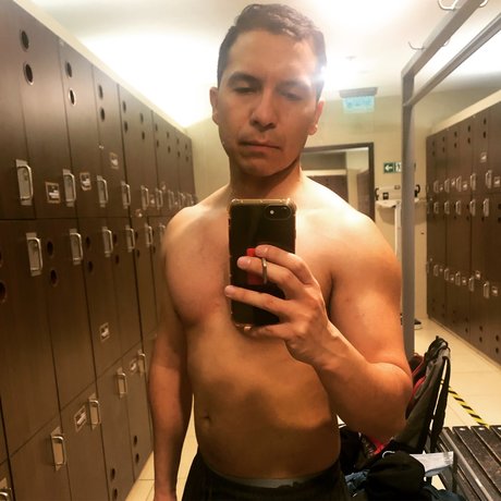 Foto di nudo di fuga di OnlyFans di Camus De Acuario