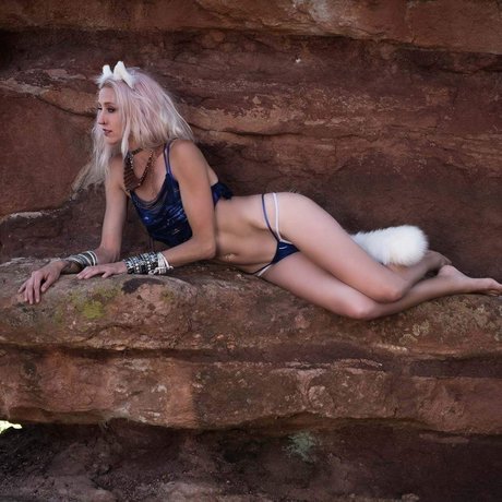 Foto di nudo di fuga di OnlyFans di Miss Doom Kitty Nsfw