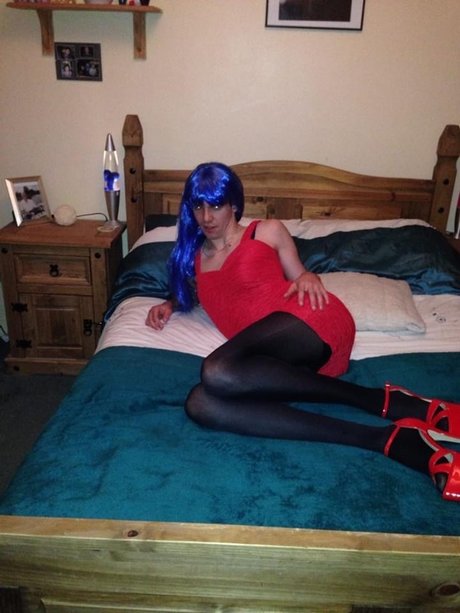 Foto di nudo di fuga di OnlyFans di Little Sissy Charlotte