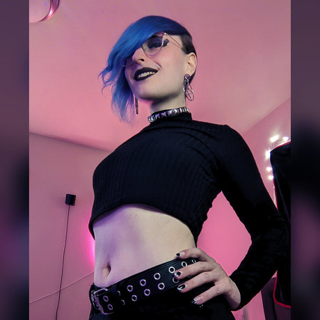 Foto di nudo di fuga di OnlyFans di Izzy Resurrected 