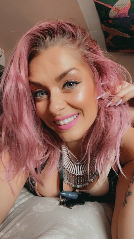 Foto di nudo di fuga di OnlyFans di Jenna Divinci