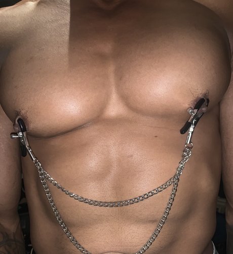 Foto di nudo di fuga di OnlyFans di Jonny Dieston