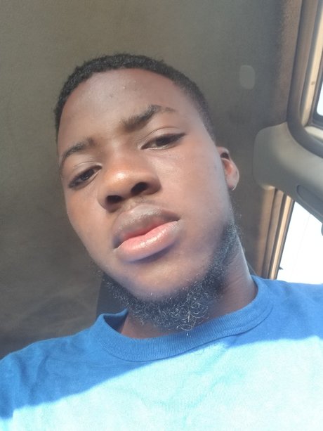 Foto di nudo di fuga di OnlyFans di Dark Chocolate