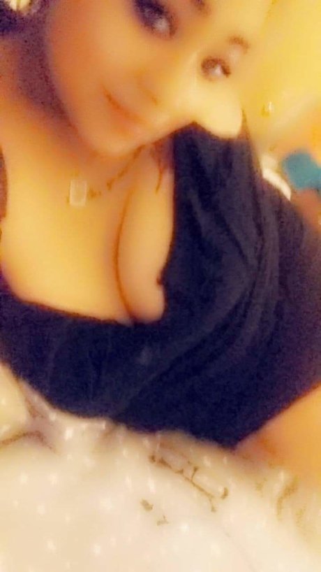Foto di nudo di fuga di OnlyFans di Abby Kay