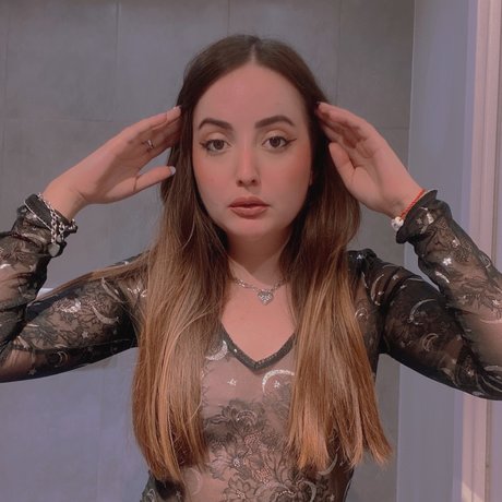 Foto di nudo di fuga di OnlyFans di Miss Marti