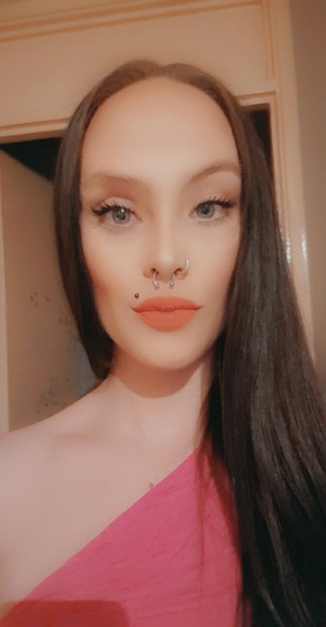 Foto di nudo di fuga di OnlyFans di Zara 