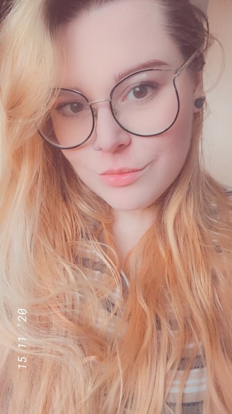 Foto di nudo di fuga di OnlyFans di Miss Aurora