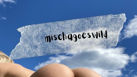 Foto di nudo di fuga di OnlyFans di Mischa  Natural And Cute 