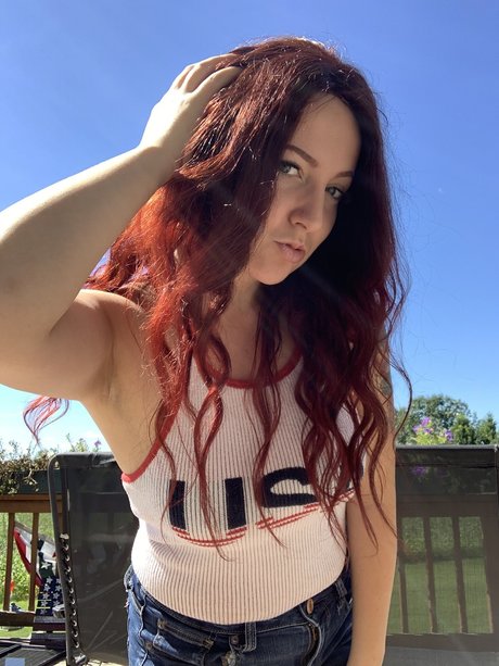 Foto di nudo di fuga di OnlyFans di Miranda