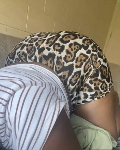 Foto di nudo di fuga di OnlyFans di Mirandalewinsky