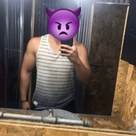 Foto di nudo di fuga di OnlyFans di Miranda4i20m