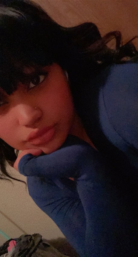 Foto di nudo di fuga di OnlyFans di Lea