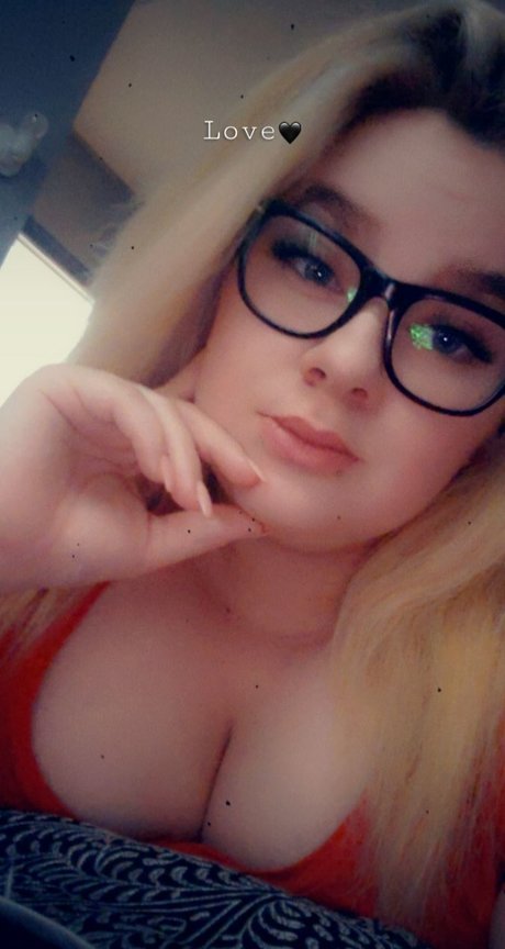 Foto di nudo di fuga di OnlyFans di Kathleen