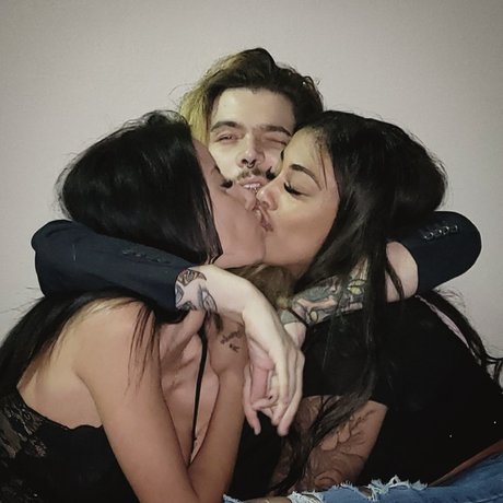 Foto di nudo di fuga di OnlyFans di Oliver