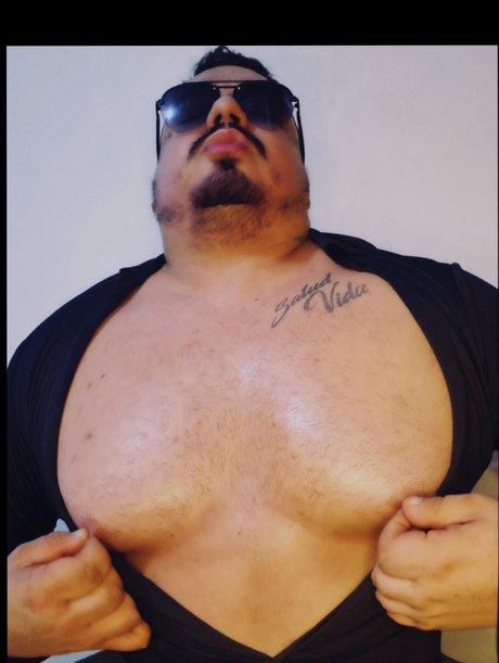 Foto di nudo di fuga di OnlyFans di Jhon Regino