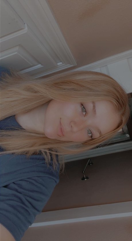 Foto di nudo di fuga di OnlyFans di Candice Ruth