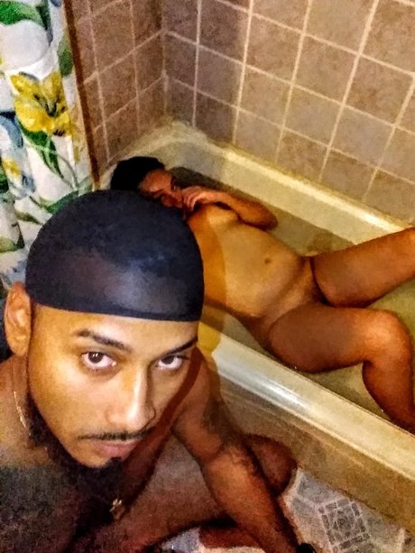 Foto di nudo di fuga di OnlyFans di Jerk Ampamp Squirt 