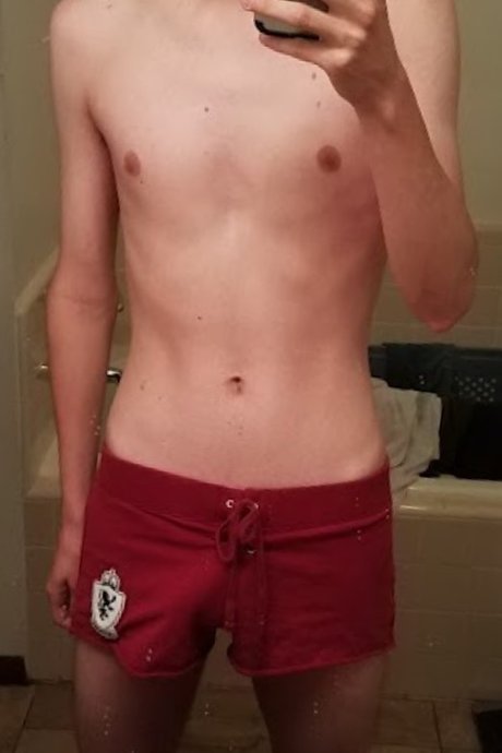 Foto di nudo di fuga di OnlyFans di Jackson Peri
