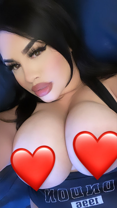 Foto di nudo di fuga di OnlyFans di Mamiiii