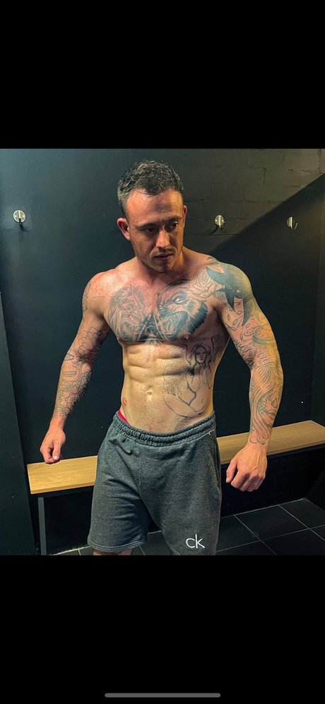 Foto di nudo di fuga di OnlyFans di Jayshredd