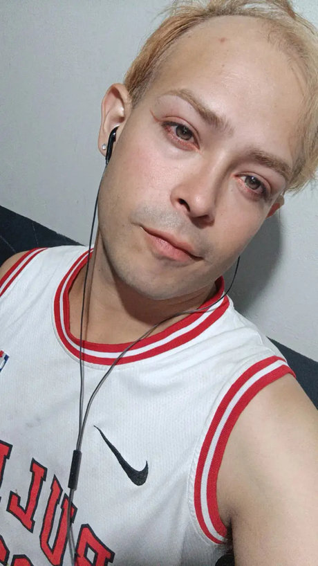 Foto di nudo di fuga di OnlyFans di Neptune