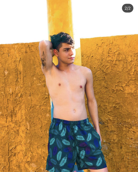 Foto di nudo di fuga di OnlyFans di German Samayoa  