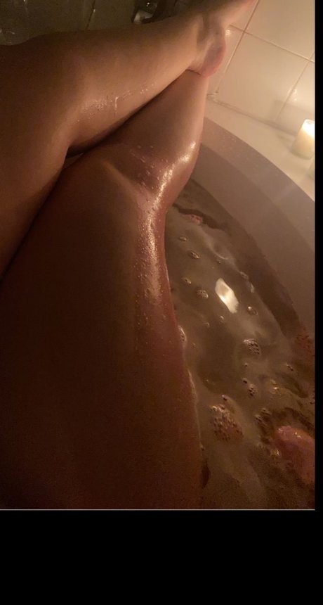 Foto di nudo di fuga di OnlyFans di Feetfairyxx