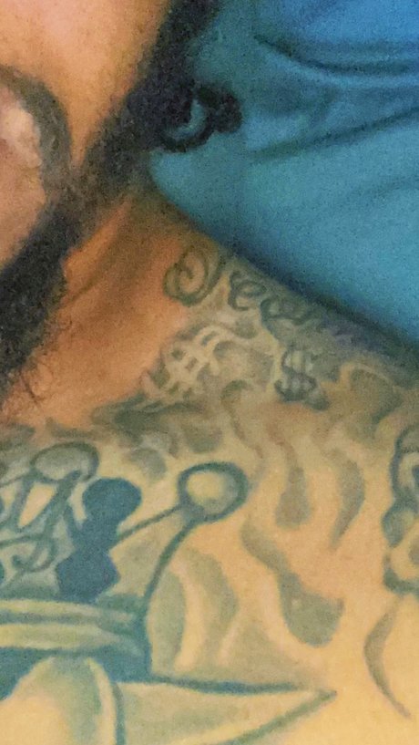 Foto di nudo di fuga di OnlyFans di Jay Tee