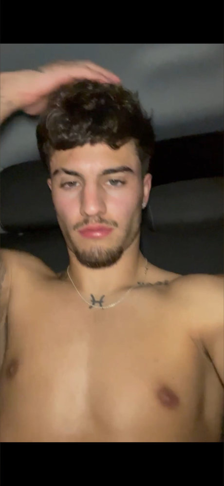 Foto di nudo di fuga di OnlyFans di Jess Casillas